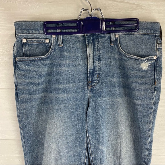 Madewell The Mid-Rise Perfect Vintage Distressed Jeans - Picture 4 of 10